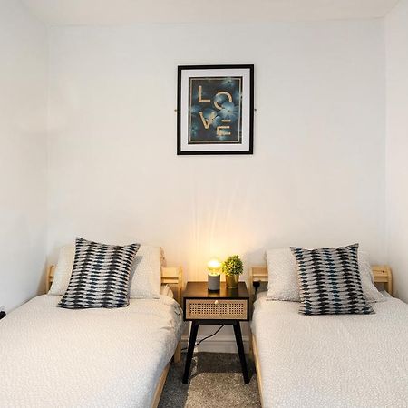 Apartment Nr City Centre & Park For Up To 6 카디프 외부 사진